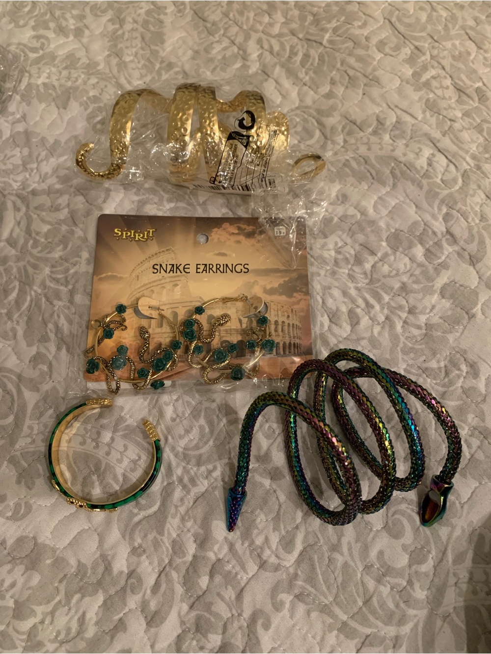 Spirit Gold and Green Snake Medusa Accessories